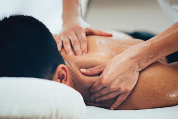 massage tại nhà ở Phú Nhuận