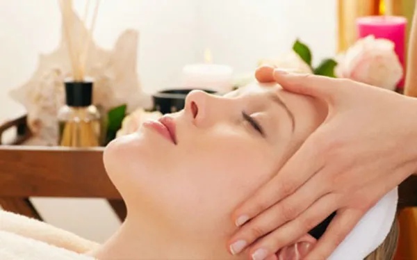 Cải Thiện Giấc Ngủ Và Sức Khỏe Với Massage Thư Giãn