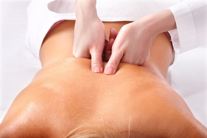 massage chữa trị cho bệnh đau lưng